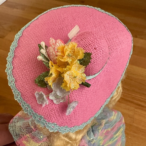 Spring Bouquet Barbie Enchanted Seasons Collection 1994 - Picture 10 of 16